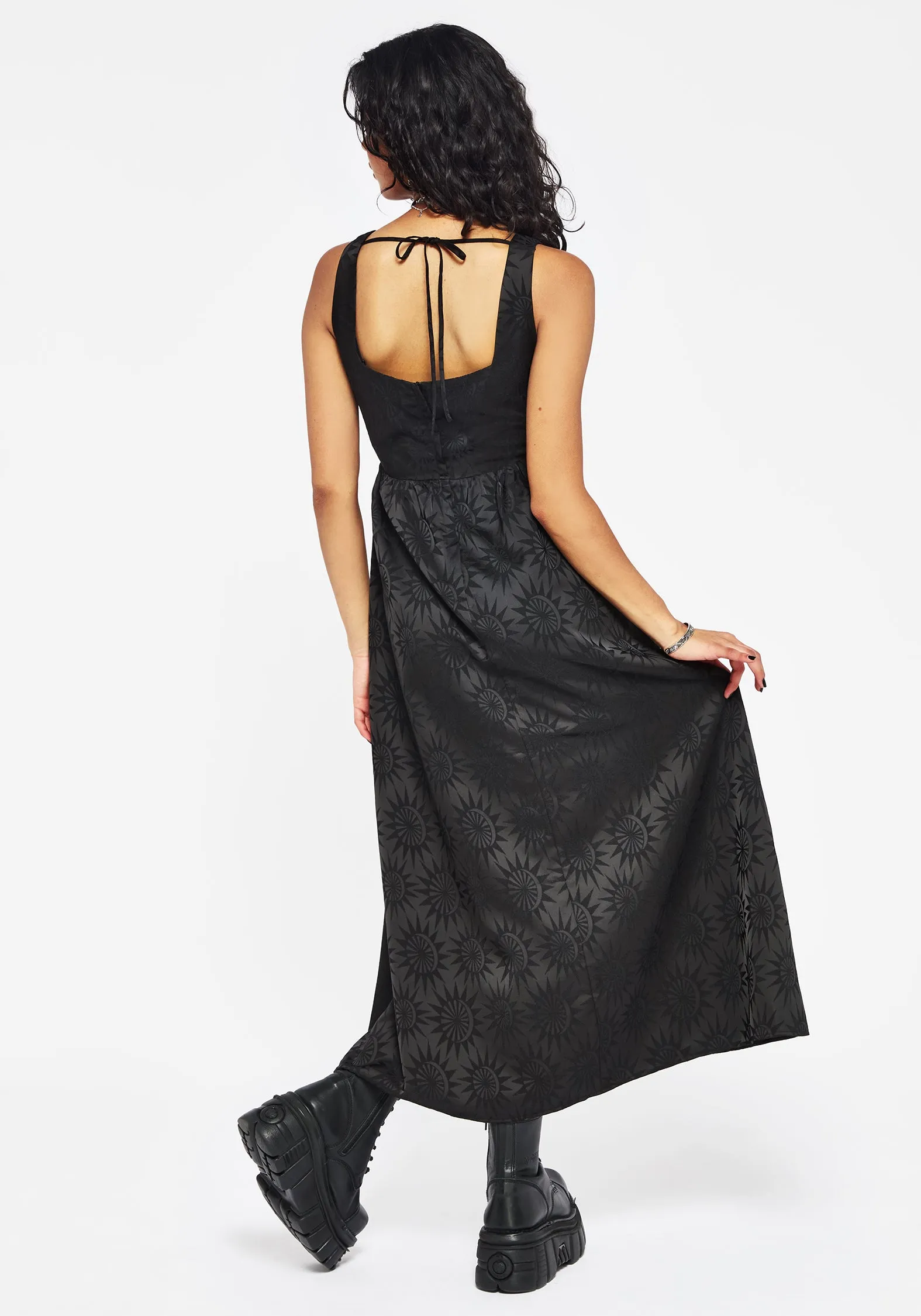 Semine Celestial Printed Cami Midi Dress Comfortable daytime dress Simple and timeless piece