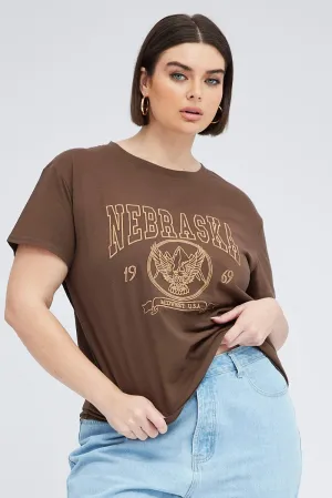 Smart Fit V neck elegance Brown Graphic T-shirt Short Sleeve Crew Neck