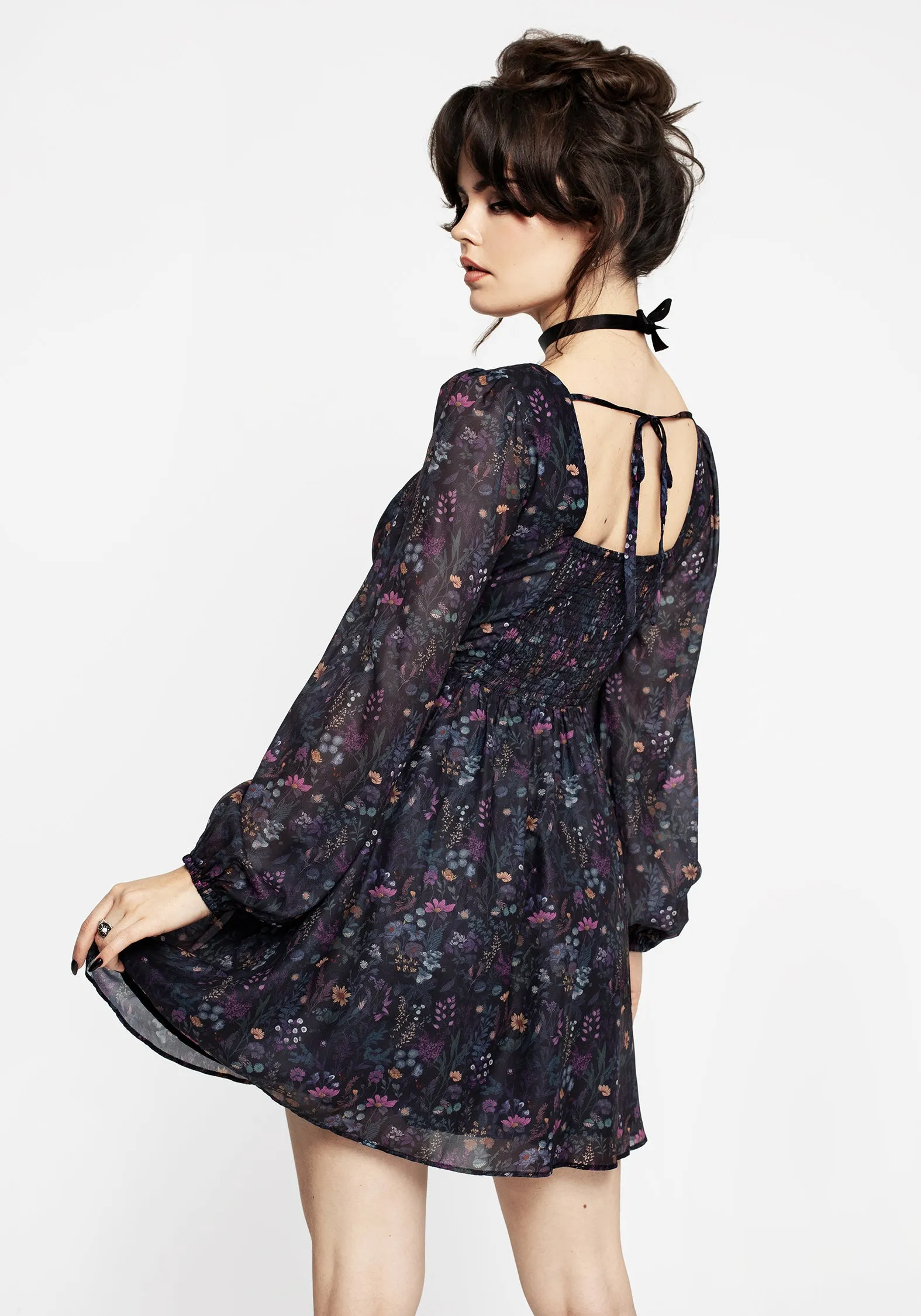 Hidden Pocket Design Soft touch finish Heliotrope Floral Print Chiffon Mini Dress