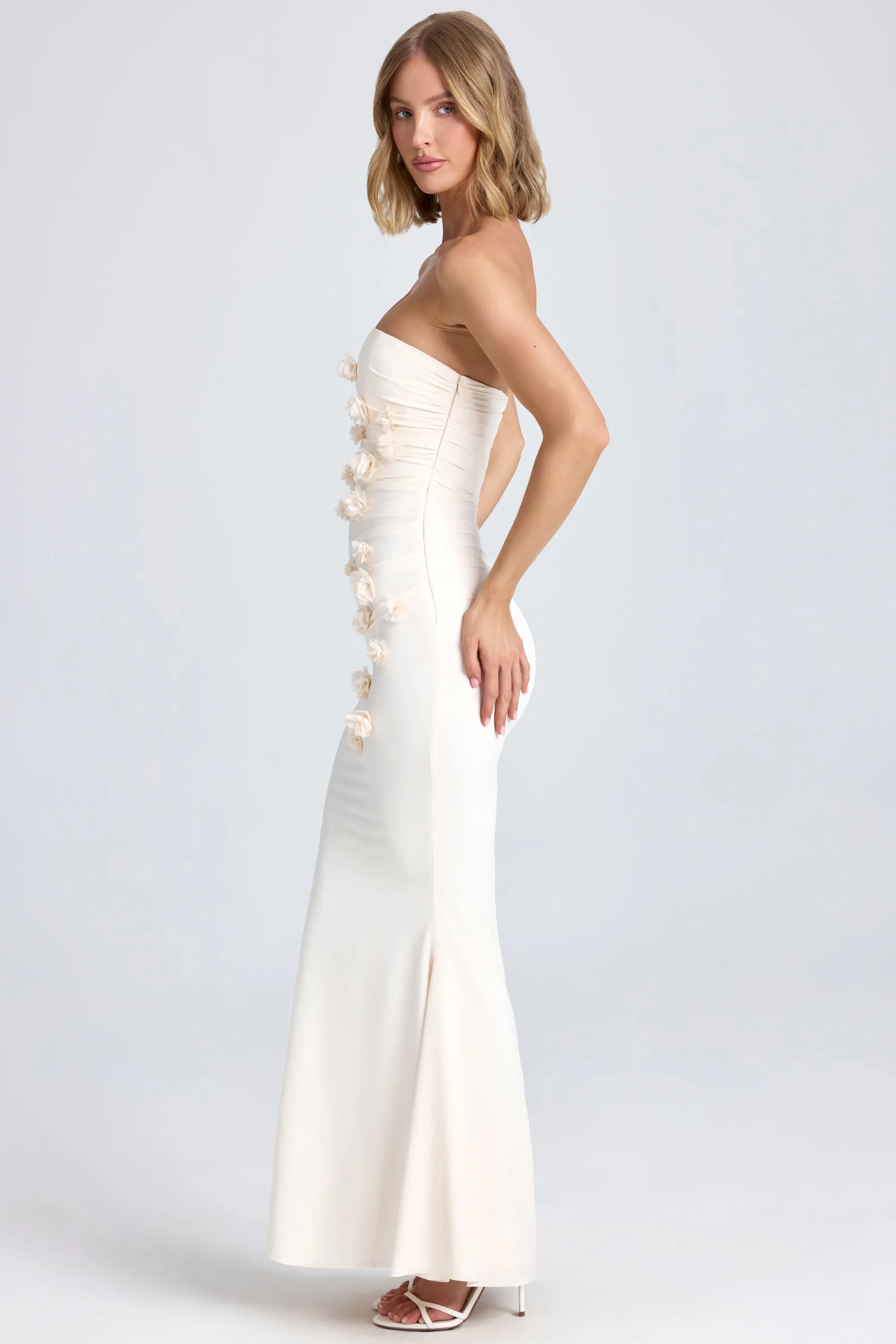 Casual yet elegant outfit Day-to-evening wear Draped Floral-Appliqu?? Maxi Dress in Ivory