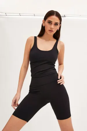 Black Tank Top Sleeveless Underseam Activewear Polish Tone Elegant Layer