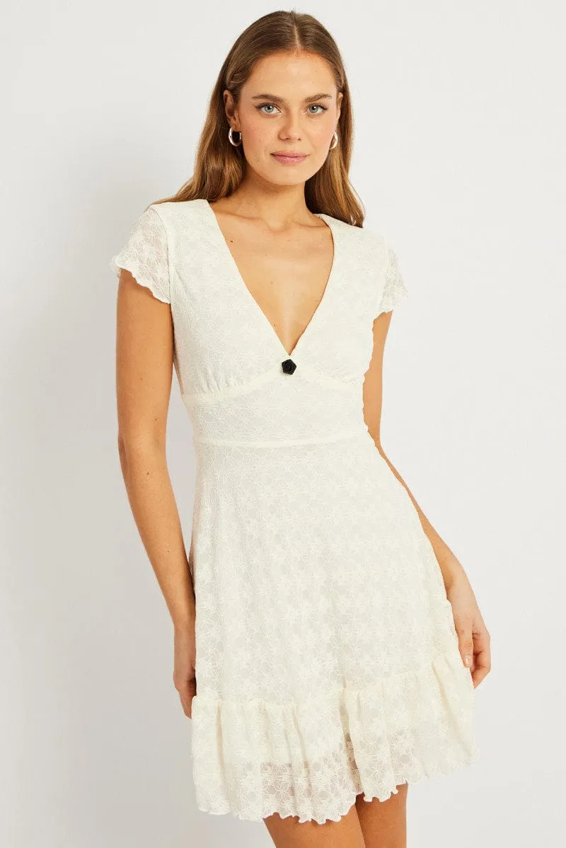 White Mini Dress Lace Flattering Fit Modern body-hugging short dress