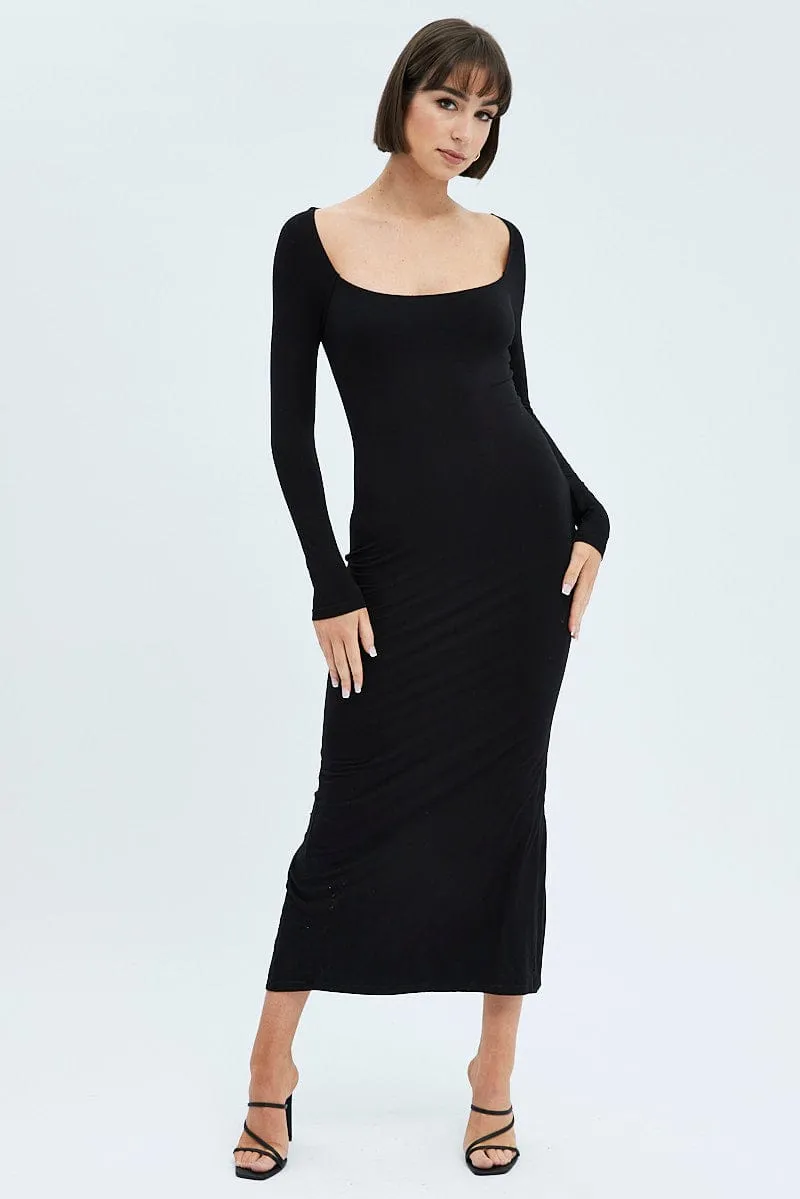 With its versatile length this maxi dress can be styled in a variety of ways for different occasions The relaxed fit of this maxi dress offers a casual yet elegant appearance for any occasion Black Maxi Dress Long Sleeve Bodycon