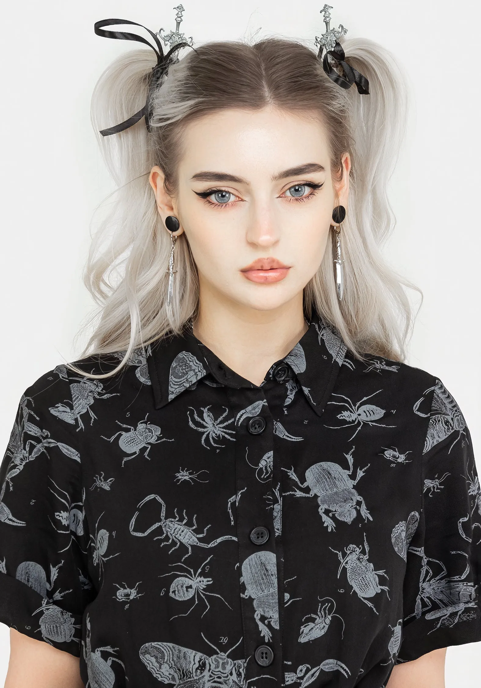 Gallery Tour Desert Sky Parasite Bugs Short Sleeve Midi Shirt Dress - Black