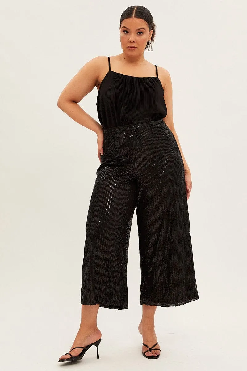 Scandi Clean Black Plisse Top Sleeveless