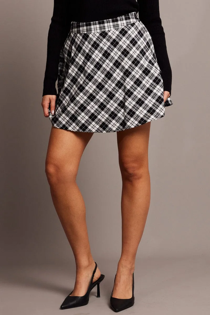 Seasonal Drop Black Check Skater Skirt Mini