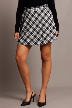 Seasonal Drop Black Check Skater Skirt Mini