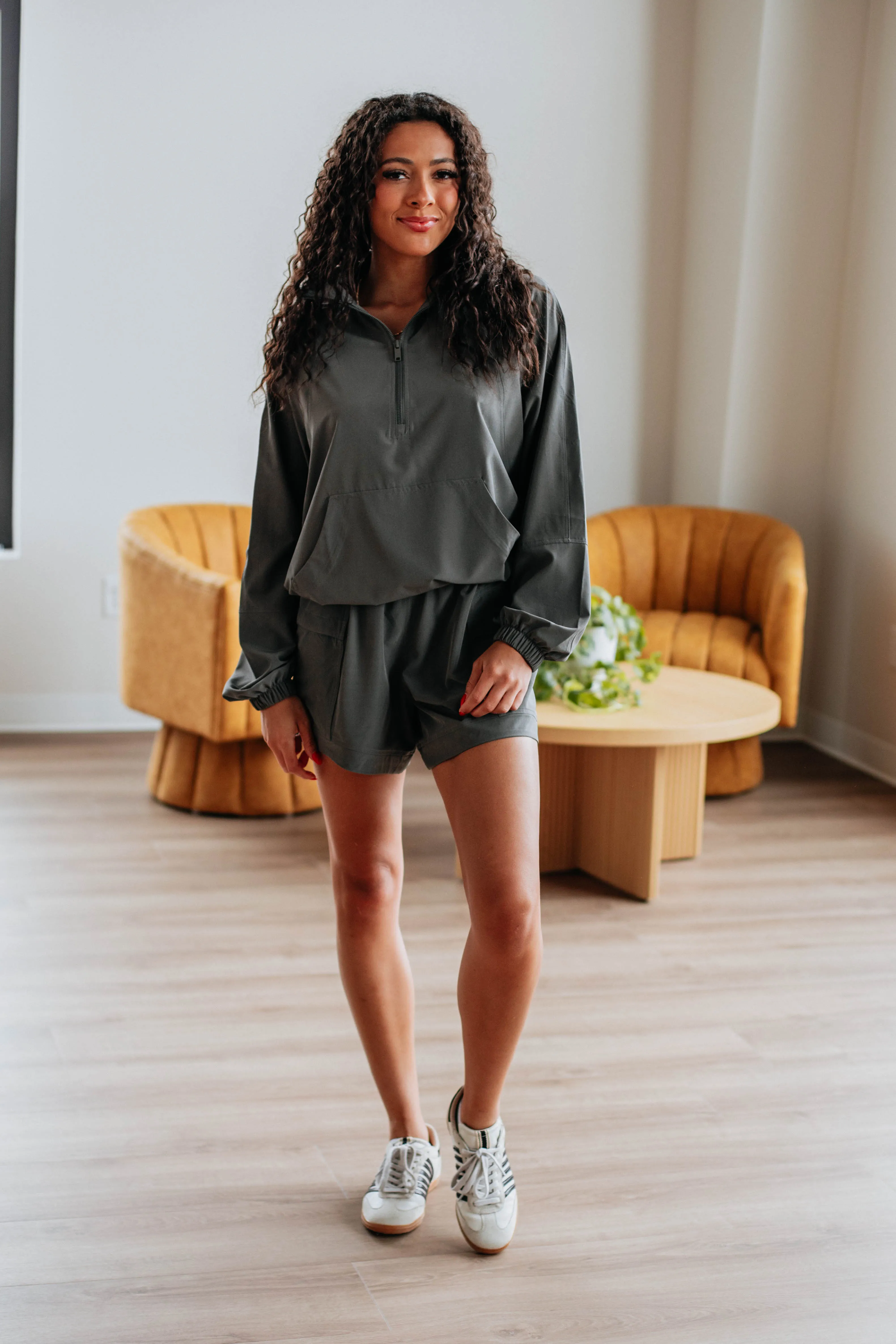 HighCollar Style Levo Active Pullover - Pebble