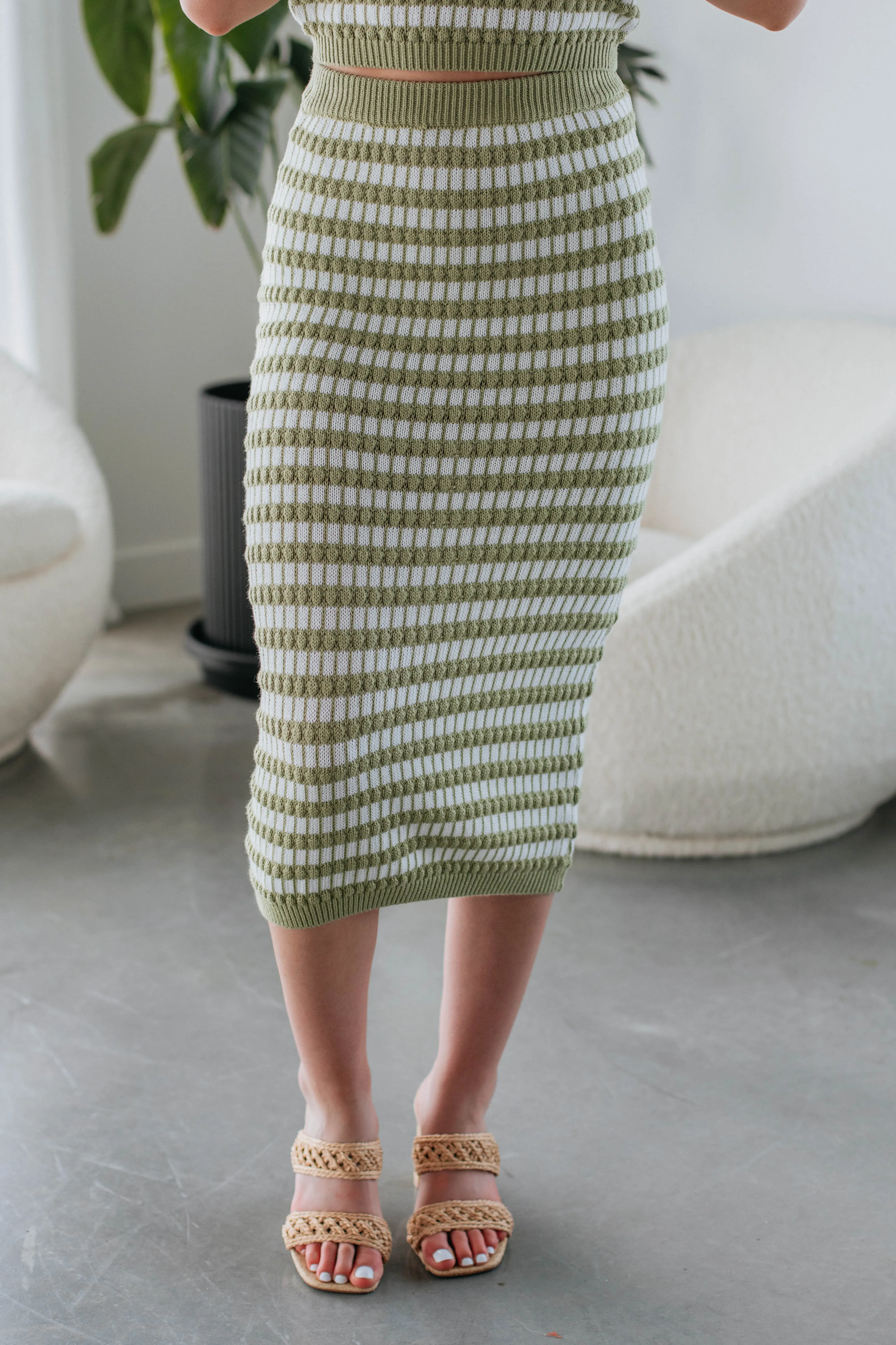 Knitwear Design Double Layered Collar Lexia Knit Midi Skirt