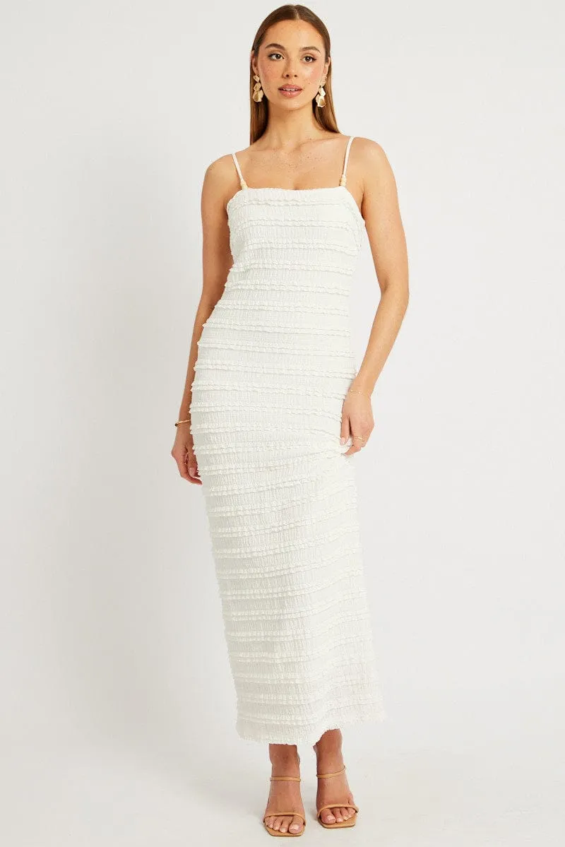 Street Look White Bodycon Dress Textured Midi